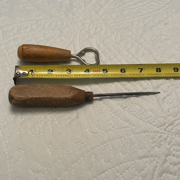 Vintage Wooden Handles Ice Pick & Bottle Beverage Opener - Picture 4 of 5